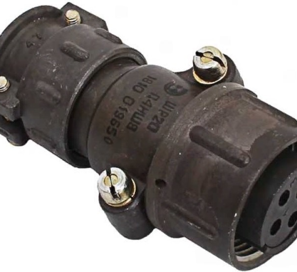 کانکتور روسی،