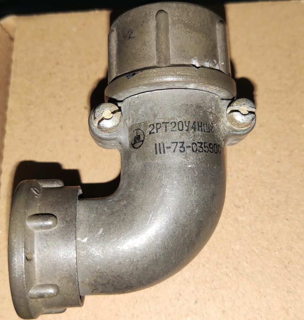 کانکتور روسی