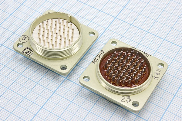 کانکتور روسی